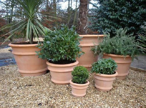 Terracotta style glassfibre (GRP) urns